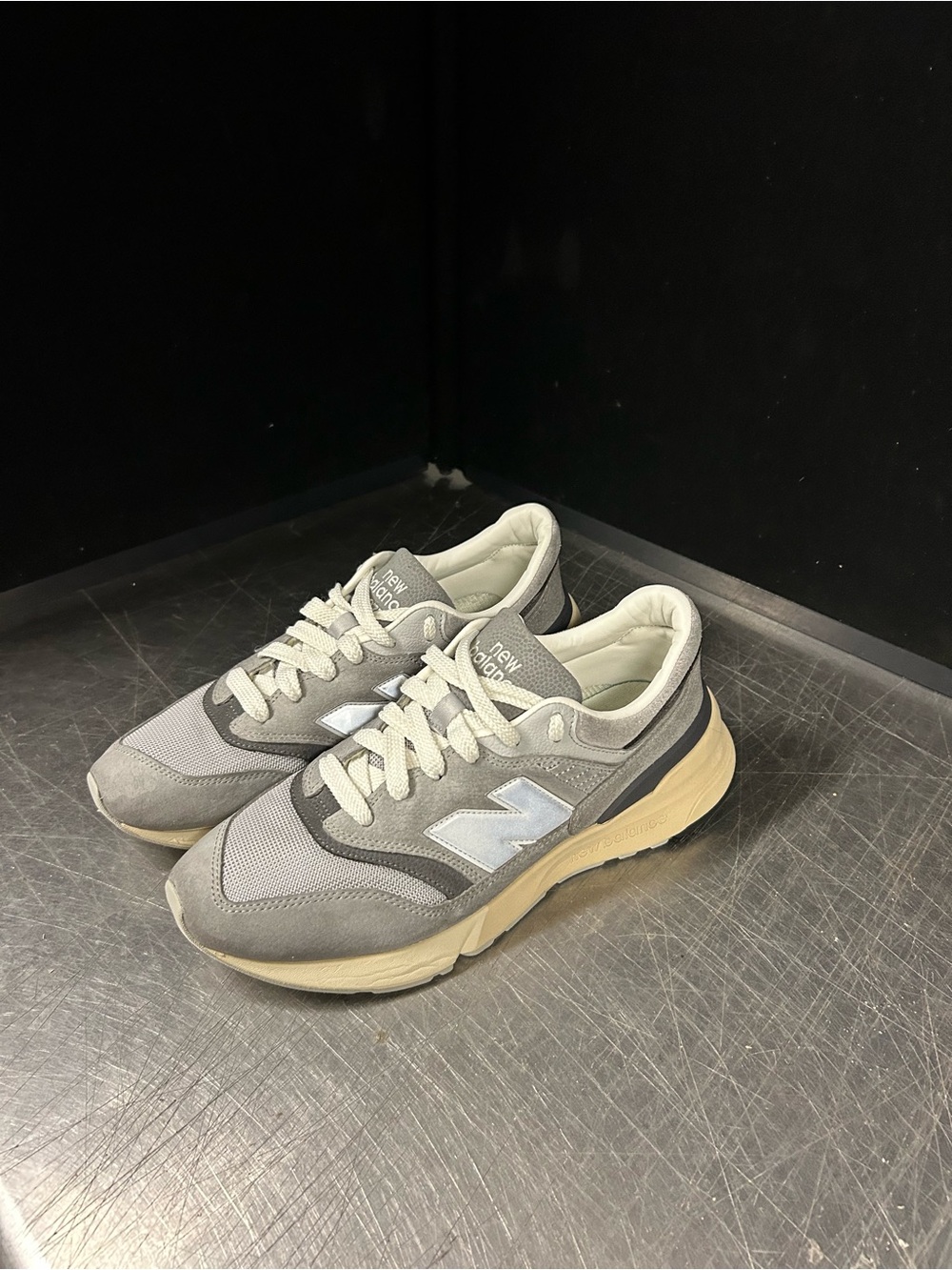 New Balance Size 10.5 Men